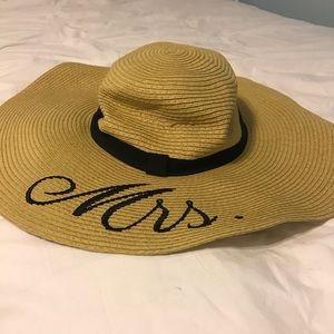 MRS beach hat